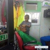 Estilista profesional. Busco pareja. Una