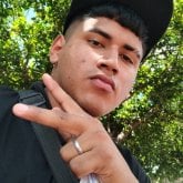 Trabajo. Me gustan mayores o de mi