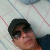 Mujeres me gustan delgadas alegres y de