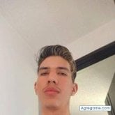 Busco ligar. Chicas. Me las guardo. Me