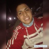 Encuentra Hombres solteros en General Lagos