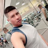 Busco pareja. My other half and