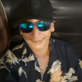 Busco pareja. Mujeres. Divertido.