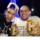 Trabajando y comercio. Busco conocer