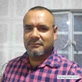 Contratista. Busco pareja. Mujeres.