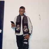 Mujer linda pa mi de. Deportista soltero