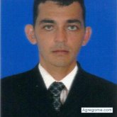 Escolta. Una mujer sincera.  Q le guste