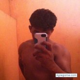 Henkell chico soltero en Tocumen