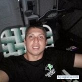Encuentra Hombres solteros en Laborde