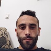 Albañil. Busco conocer y ver k surge.