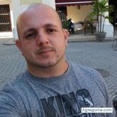 OVG_83 chico divorciado en Cerro