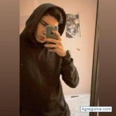Roberto, Chico de Moorpark para Chicos en Agregame.