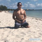 Latino2419 chico soltero en Miami