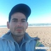 Encuentra Hombres solteros en Villa Carlos Paz