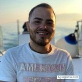 Camarero. Busco conocer gente.