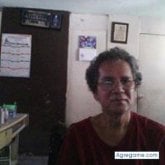 Busco pareja. Amistades femeninas. Soy