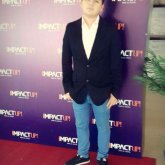 Busco conocer gente. Amistad y algo mas.