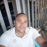 Busco conocer gente. Conocer. Muy