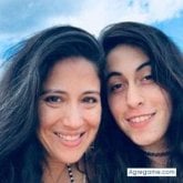Mujeres solteras en Arvada