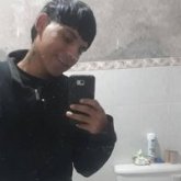 Busco pareja. Una persona. En joven.