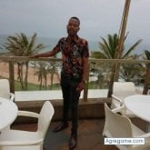 Busco hacer amistades. Amistad..