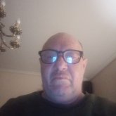 Operario. Busco pareja. Mujeres maduras