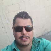 Busco conocer gente. Mujer. Sociable.