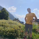 Conocer alguien que me haga reír.