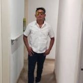 Desiya y muy amable. Bueno soy sosiable