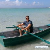 Ingeniero. Busco chatear. Me encanta