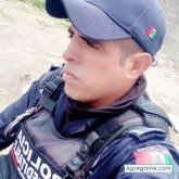 Trabajo. Busco pareja. Conocer amigas.