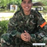 Soldado profesional. Busco conocer