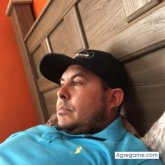 Western56 chico soltero en West Columbia