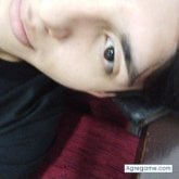 Chicas. Persona solitaria. El fútbol.