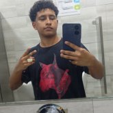 Estudiante. Algo serio o casual. Soltero