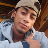 Gente nueva. Alegre con valor a algo