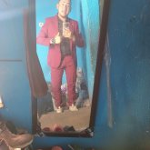 Mujer que sea alegre y de ambiente.