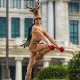 Guapa bailadora y comprensible. Guapo y