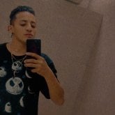 Busco ligar. Amigas. Alguien discreto.