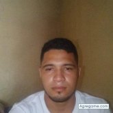 Busco pareja. Mujeres. Alegre. El