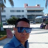 Busco conocer gente. Mujeres de