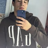 Estudiante. Salidas y algo más ,.