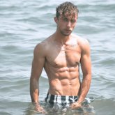 Estudiante. Una chica con curvas y