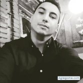 Electricista. Busco ligar. Mujer