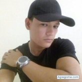 fredderyckmiller chico soltero en Retiro