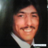 peluo chico soltero en Melide