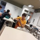 Estudiante. Mujeres de 18 años en