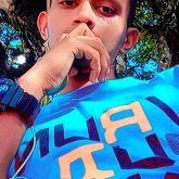 Una chica amorosa tierna y muchos más.