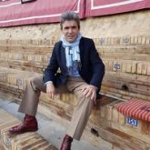 Electricista. Busco chatear. Mujer