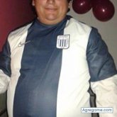 Busco: Una mujer para amar y que me ame